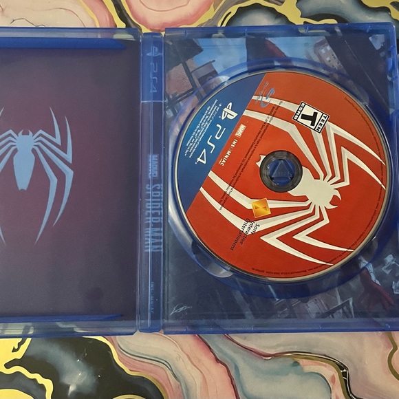 Marvel Spider-Man for PS4 - Blue Case used - Picture 3 of 5
